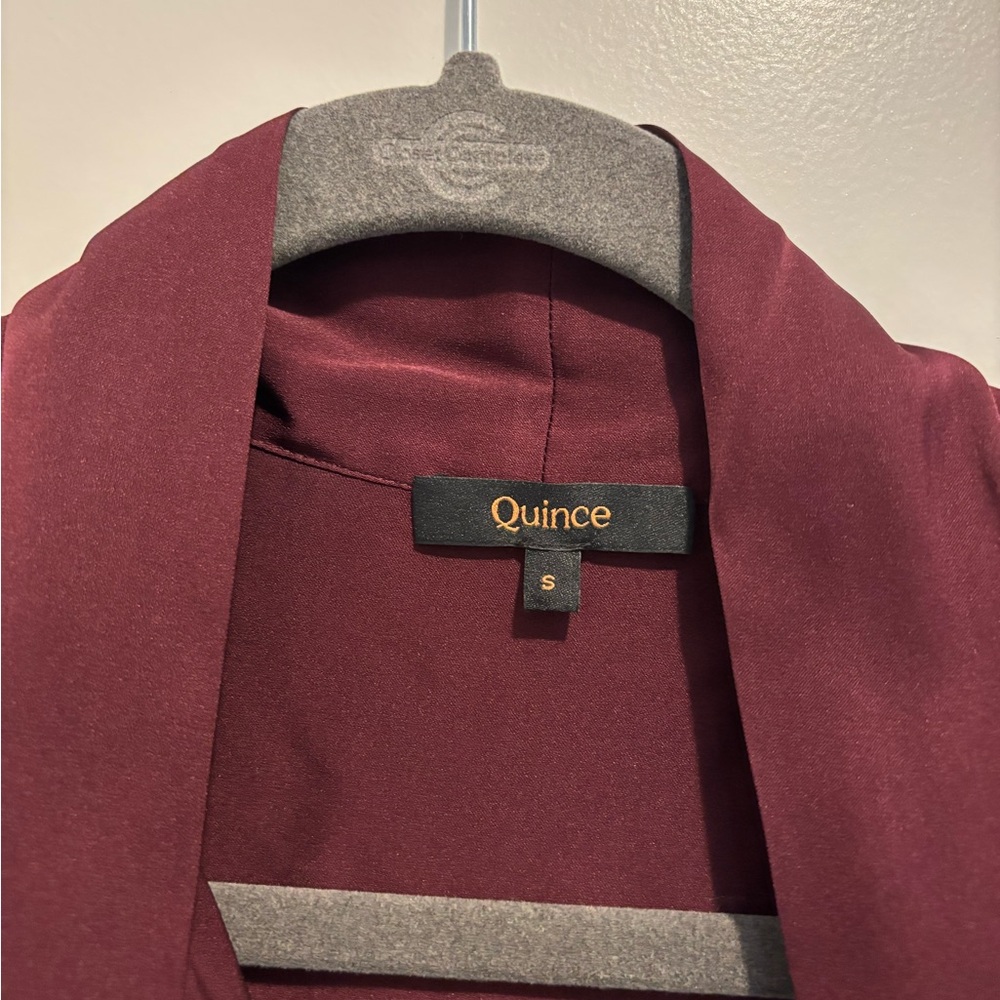 Quince Washable Stretch Silk Tie Neck Blouse in Wine Tasting size S - Picture 6 of 8